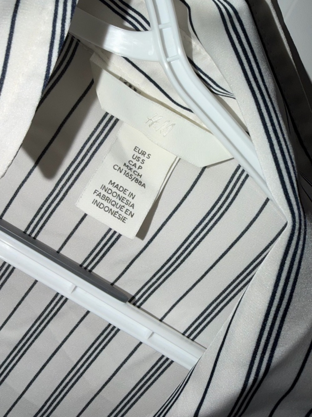 H&M White Dress Shirt with Black Pinstripes - Picture 3 of 3
